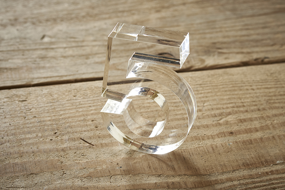 【アクリル切文字】